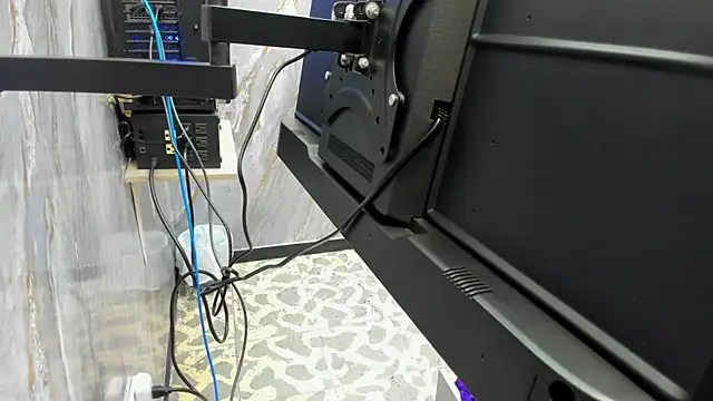 Milf Drip online show from 6, 4, 2026