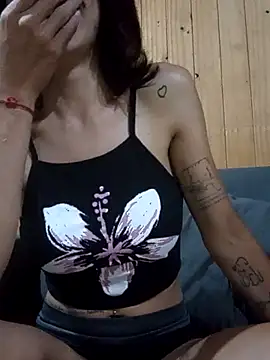 Snapshot of Tattixclusivee chatting on 13, 3, 2026 Tattixclusivee online show from 13, 3, 2026