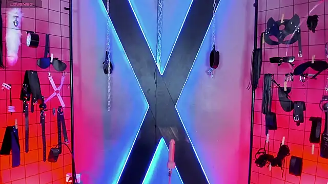 Cinthia Iris BDSM online show from 15, 3, 2026