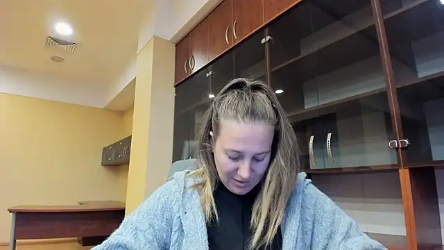 Nionelly online show from 1, 4, 2026