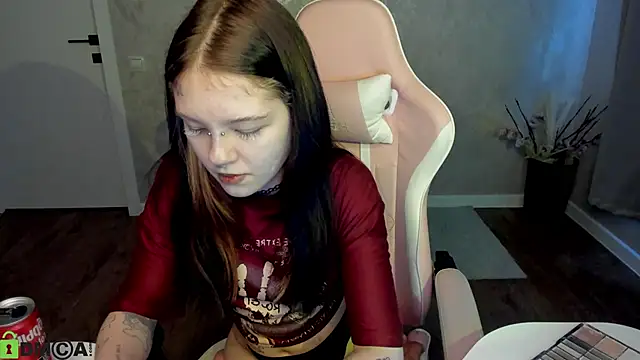 Snapshot of Lina-XD chatting on 6, 6, 2026 Lina-XD online show from 6, 6, 2026