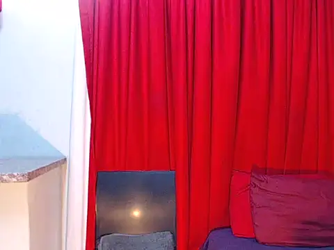 DarkDivva18 online show from 7, 6, 2026