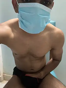 Snapshot of BombaySam78 chatting on 23, 4, 2026 BombaySam78 online show from 23, 4, 2026