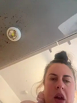 BunnyBallyX online show from 27, 3, 2026