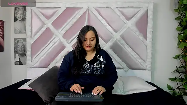 Lele 669 online show from 24, 3, 2026