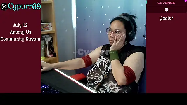 Snapshot of Cypurr chatting on 4, 7, 2026 Cypurr online show from 4, 7, 2026