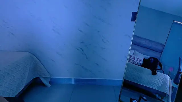 MiiaCullens online show from 19, 3, 2026