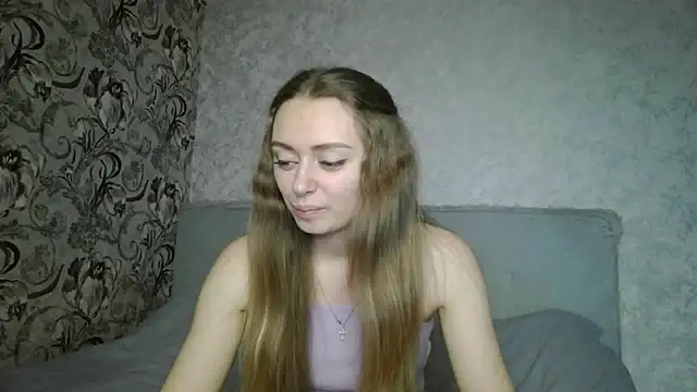 MysticGlimmer online show from 2, 4, 2026