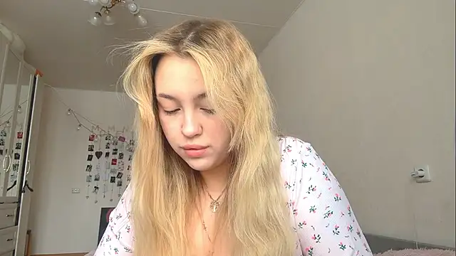 WonderedFlair online show from 6, 3, 2026