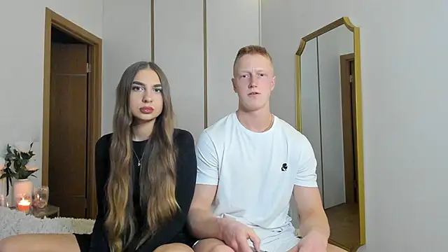 StepSisandStepBro online show from 7, 3, 2026