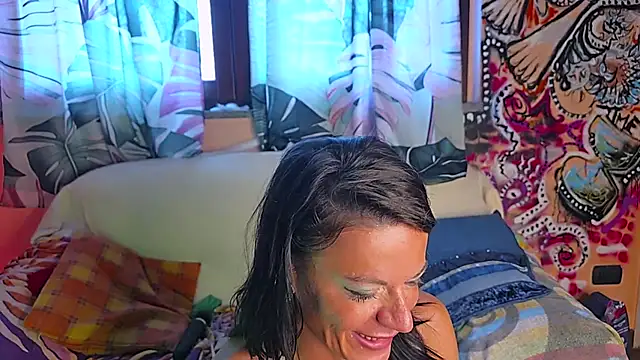 Snapshot of bellad0nna chatting on 16, 6, 2026 bellad0nna online show from 16, 6, 2026