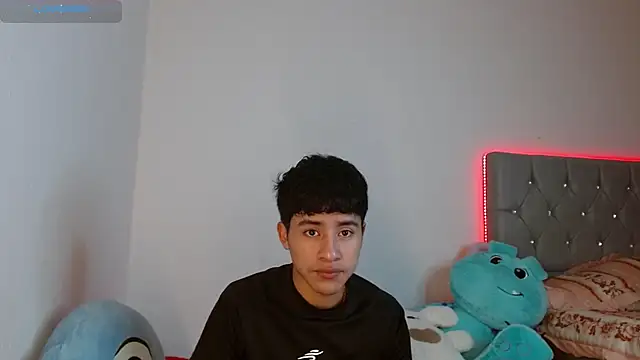 Sebas fire4 online show from 4, 4, 2026