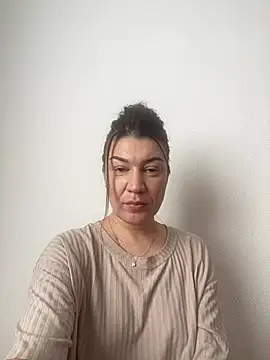 Snapshot of MilaDiva34 chatting on 16, 3, 2026 MilaDiva34 online show from 16, 3, 2026