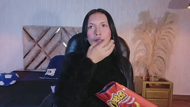 Snapshot of Chloe16_ chatting on 18, 7, 2026 Chloe16 online show from 18, 7, 2026