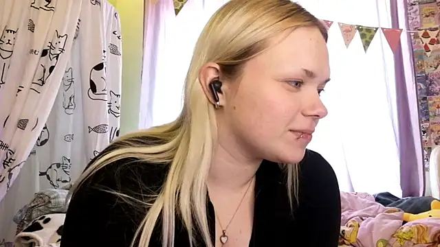 Snapshot of AnimeGirl67 chatting on 4, 4, 2026 AnimeGirl67 online show from 4, 4, 2026