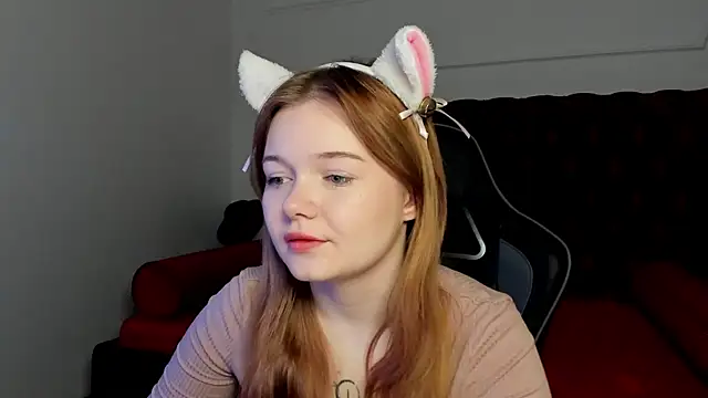 ElinaVale online show from 20, 4, 2026