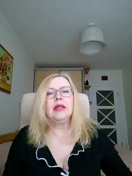 JanieLight53 online show from 28, 3, 2026