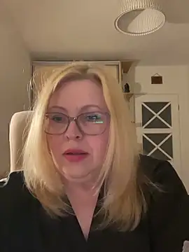 JanieLight53 online show from 26, 4, 2026
