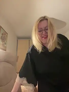 Snapshot of JanieLight53 chatting on 11, 5, 2026 JanieLight53 online show from 11, 5, 2026