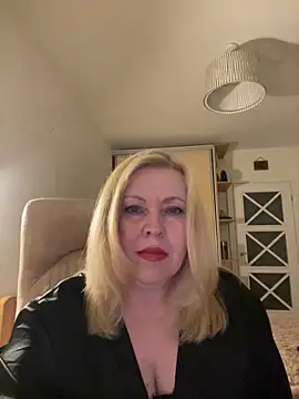 Snapshot of JanieLight53 chatting on 13, 6, 2026 JanieLight53 online show from 13, 6, 2026