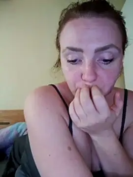 Bella-Monroe online show from 7, 4, 2026