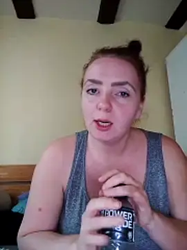 Bella-Monroe online show from 9, 4, 2026