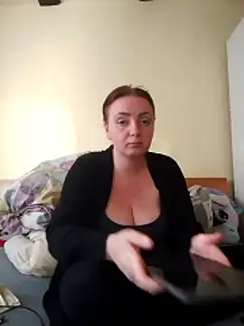 Bella-Monroe online show from 23, 4, 2026