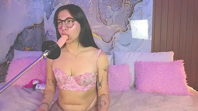 abbycandhy online show from 17, 6, 2026