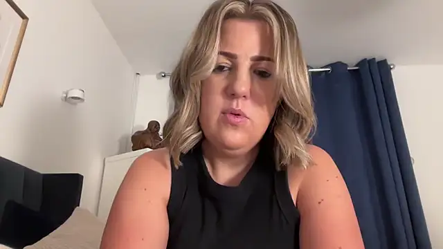 annabellewarick online show from 25, 5, 2026