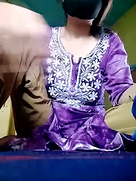 Divya3107 online show from 16, 4, 2026