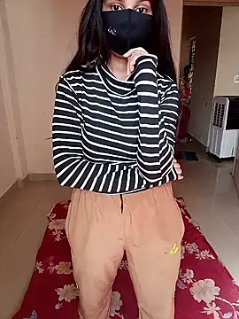 Snapshot of Divya3107 chatting on 7, 6, 2026 Divya3107 online show from 7, 6, 2026