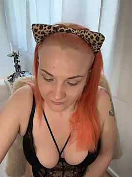 Fiebie licious  online show from 25, 4, 2026