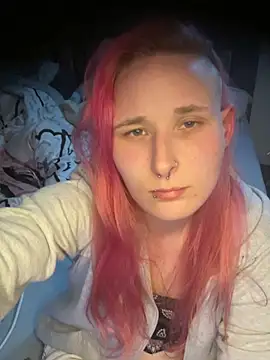 HotPurpleHaze online show from 4, 4, 2026