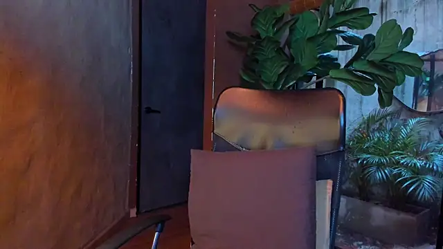 Victoria Gonzalez online show from 13, 4, 2026