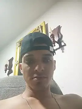 Snapshot of Chachiboo chatting on 13, 4, 2026 Chachiboo online show from 13, 4, 2026