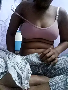 Snapshot of LovelyTrisha chatting on 18, 3, 2026 LovelyTrisha online show from 18, 3, 2026