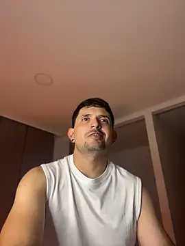 TroyeSavage online show from 20, 4, 2026