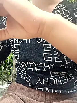 Rosie-LoveU online show from 11, 4, 2026