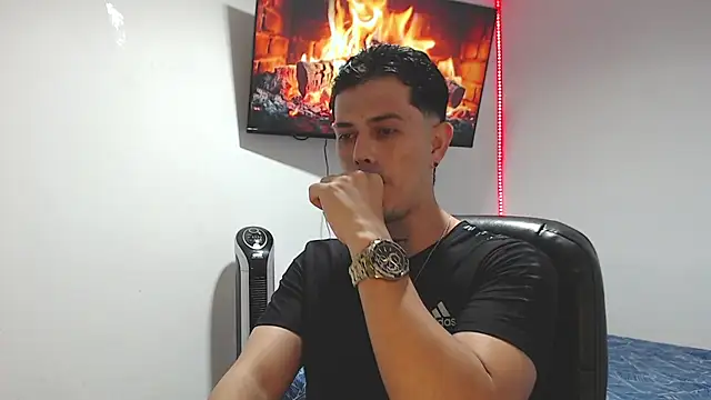 JUAN CAMILOXXX online show from 2, 4, 2026