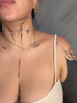 CarolQueen1  online show from 26, 3, 2026