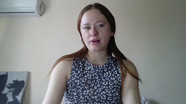 Whisper Of Desire online show from 15, 4, 2026