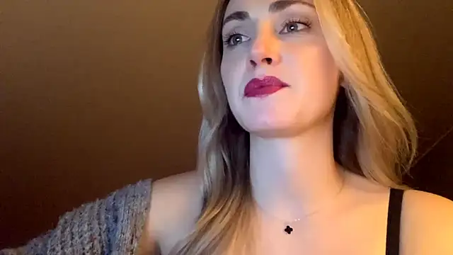 ScarlettSensitive online show from 12, 4, 2026