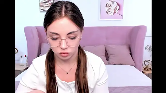 MyEvelin online show from 28, 5, 2026