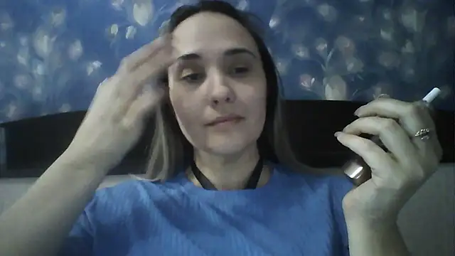 Alisa07qw online show from 19, 3, 2026