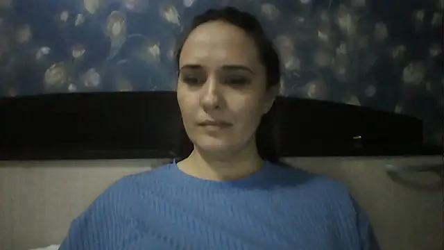 Alisa07qw online show from 23, 3, 2026