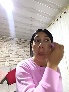 Camillemonroe  online show from 13, 4, 2026