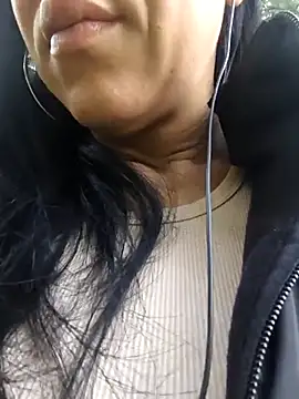 Camillemonroe  online show from 21, 4, 2026