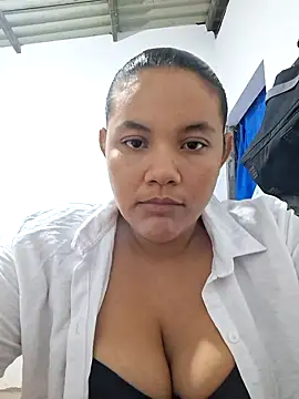Snapshot of monicarokaforte chatting on 4, 6, 2026 monicarokaforte online show from 4, 6, 2026