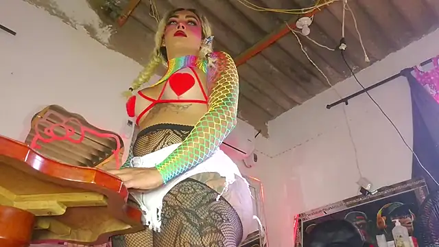 candy aass online show from 20, 5, 2026