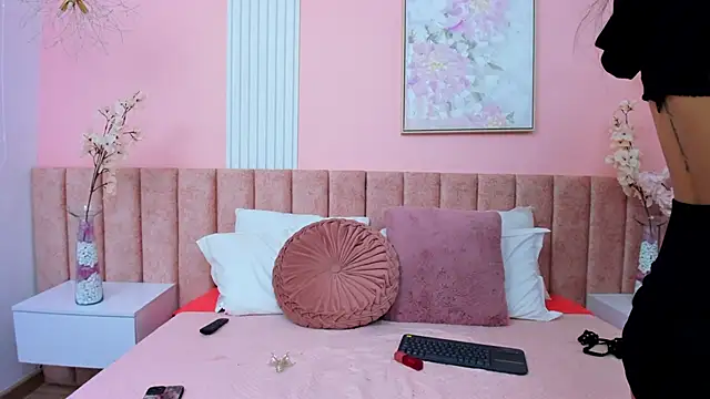 Skarlet Kiss online show from 23, 3, 2026